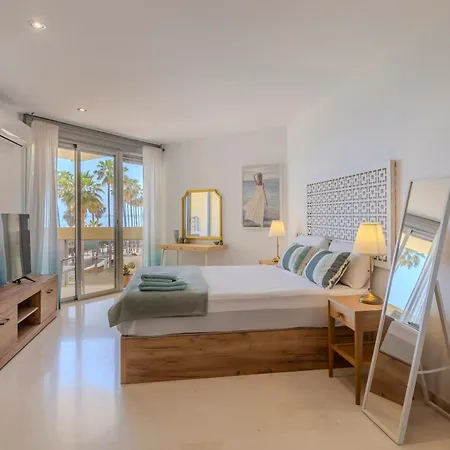 Beachfront Centric Duplex With Pool & Amazing Views * Marbella